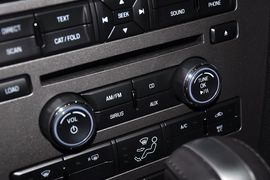 2013款福特野马3.7L
