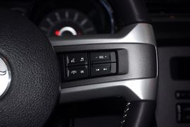 2013款福特野马3.7L