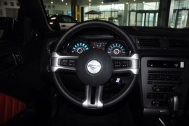 2013款福特野马3.7L