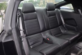 2013款福特野马3.7L