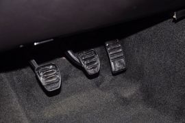 2013款福特野马3.7L