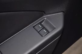 2013款福特野马3.7L