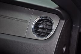 2013款福特野马3.7L