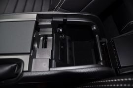 2013款福特野马3.7L