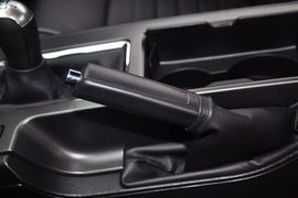 2013款福特野马3.7L