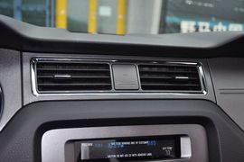 2013款福特野马3.7L