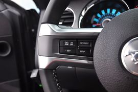 2013款福特野马3.7L