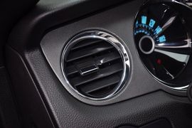 2013款福特野马3.7L
