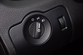 2013款福特野马3.7L