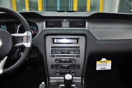 2013款福特野马3.7L