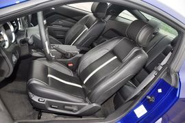 2013款福特野马GT