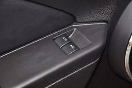 2013款福特野马GT