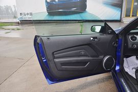 2013款福特野马GT