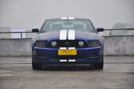 2013款福特野马GT