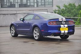 2013款福特野马GT