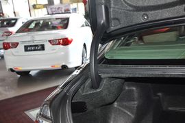 2012款丰田皇冠2.5
