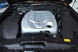 2012款丰田皇冠2.5