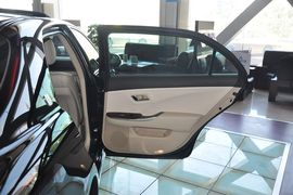 2012款丰田皇冠2.5