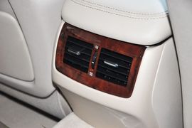 2012款丰田皇冠2.5