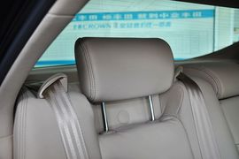 2012款丰田皇冠2.5