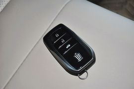 2012款丰田皇冠2.5