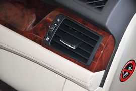 2012款丰田皇冠2.5