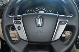 2012款丰田皇冠2.5