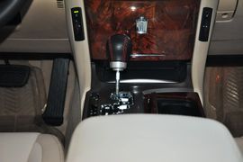 2012款丰田皇冠2.5