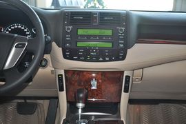 2012款丰田皇冠2.5