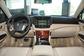 2012款丰田皇冠2.5