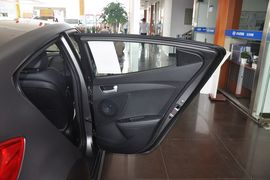 2012款现代飞思1.6T自动豪华版到店实拍