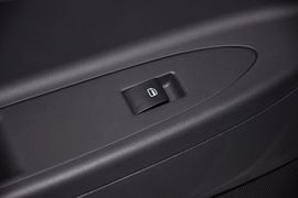 2013款东风风神H30