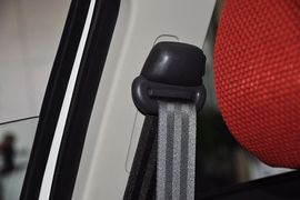 2013款东风风神H30