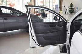 2013款东风风神H30