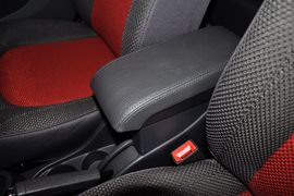 2013款东风风神H30