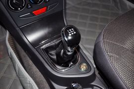 2013款东风风神H30