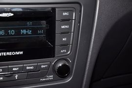 2013款东风风神H30