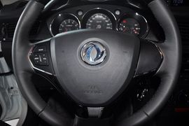 2013款东风风神H30