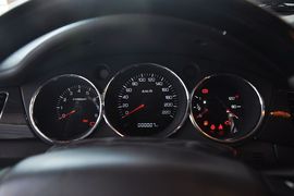 2013款东风风神H30