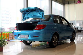 2013款广汽本田理念S1