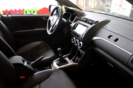 2013款广汽本田理念S1