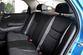 2013款广汽本田理念S1