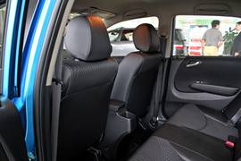 2013款广汽本田理念S1