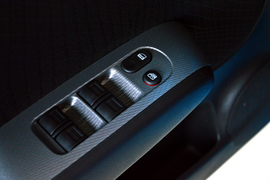 2013款广汽本田理念S1