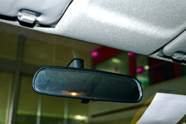 2013款广汽本田理念S1