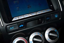 2013款广汽本田理念S1