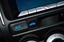 2013款广汽本田理念S1