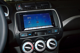 2013款广汽本田理念S1