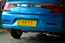 2013款广汽本田理念S1