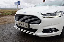 试驾长安福特新蒙迪欧2013款2.0L